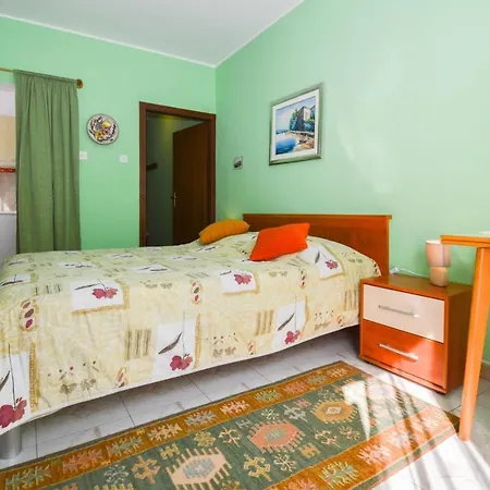 Apartman Studio In Stinjan/istrien 8428